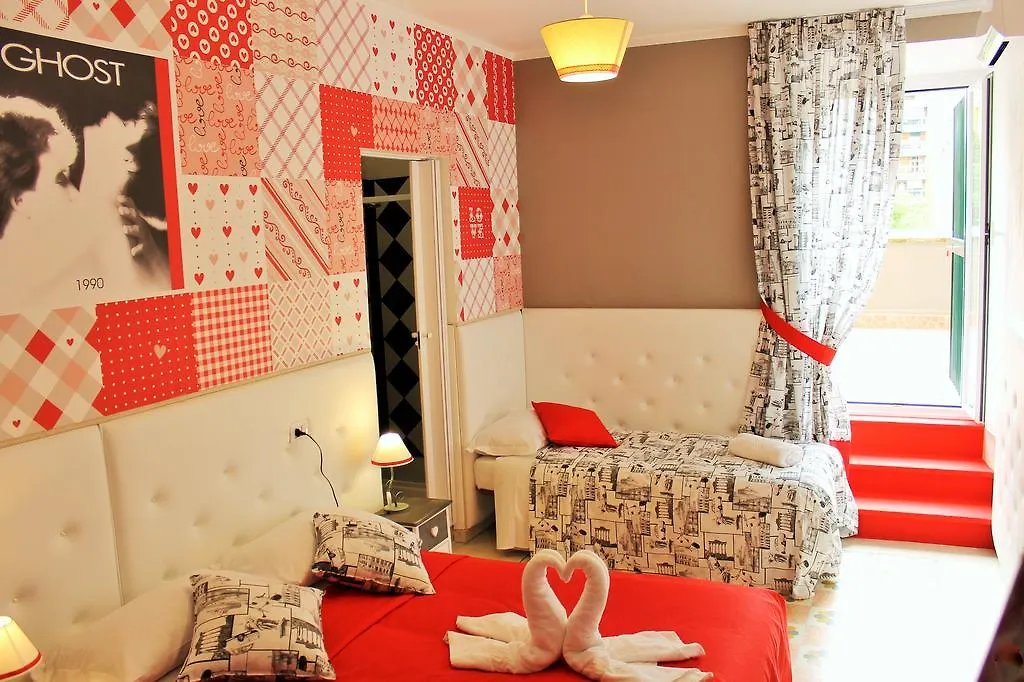 *** Guest house I Love Piramide Hotel Rome Italy
